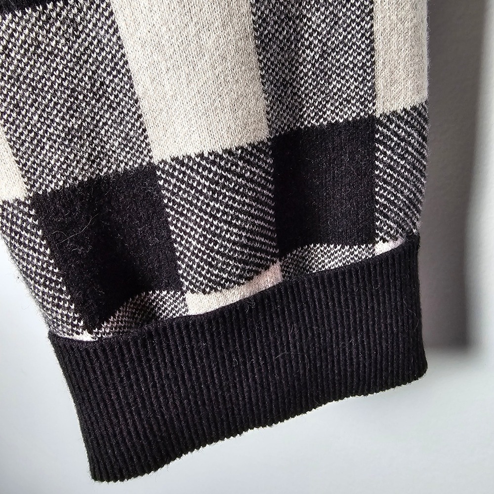 Industry Womens Buffalo Plaid Cardigan Black Cream Wool Blend V-Neck Large - Picture 11 of 12